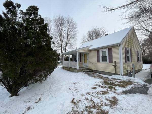 Milford, MA 01757,7 Dilla St