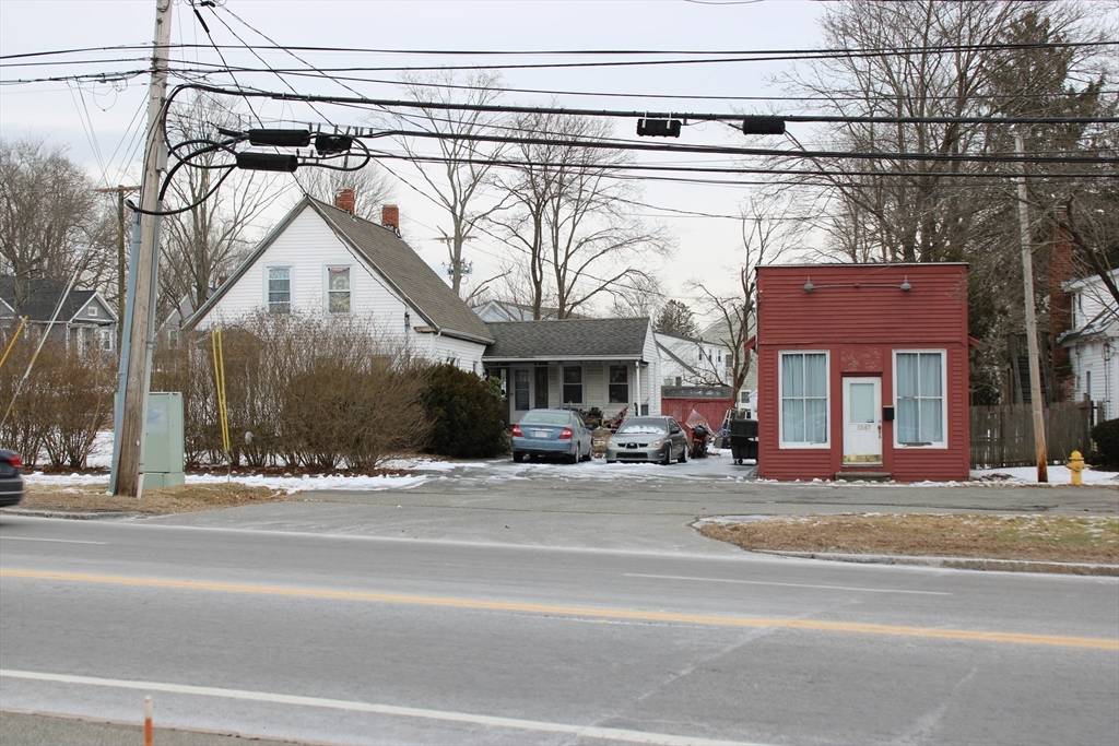 Abington, MA 02351,1353 Washington Street