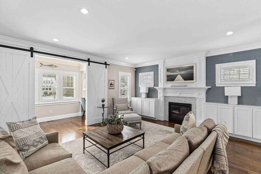Marshfield, MA 02050,9 Horseshoe Ln