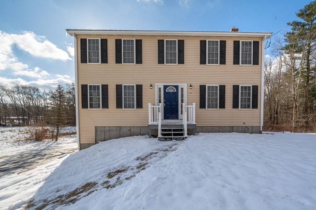 Norton, MA 02766,114 Oak St