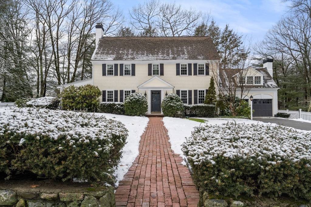 Wellesley, MA 02481,35 Albion Rd