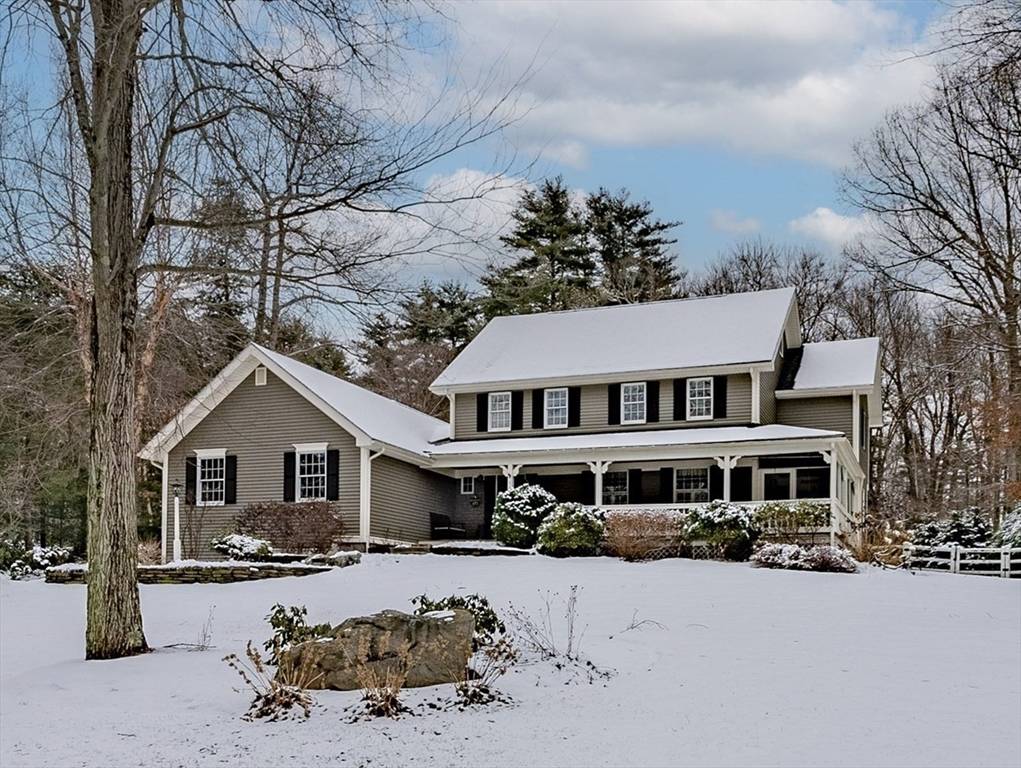 Ludlow, MA 01056,123 Westerly Cir