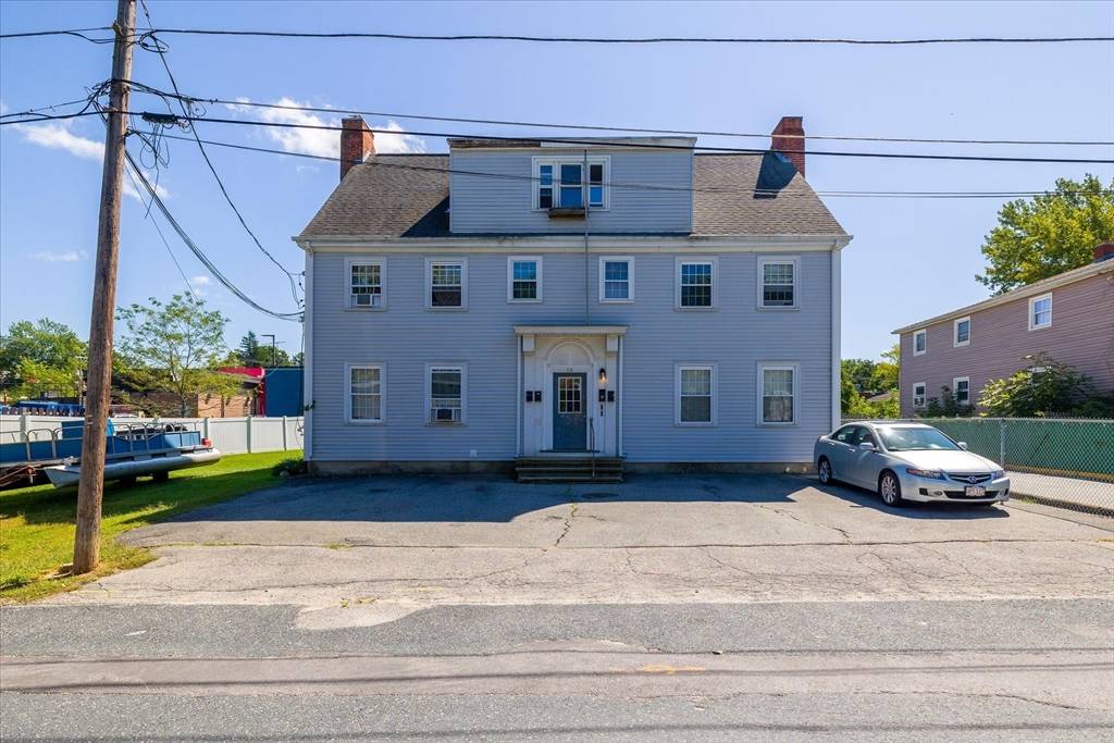 Webster, MA 01570,20 Emil St.