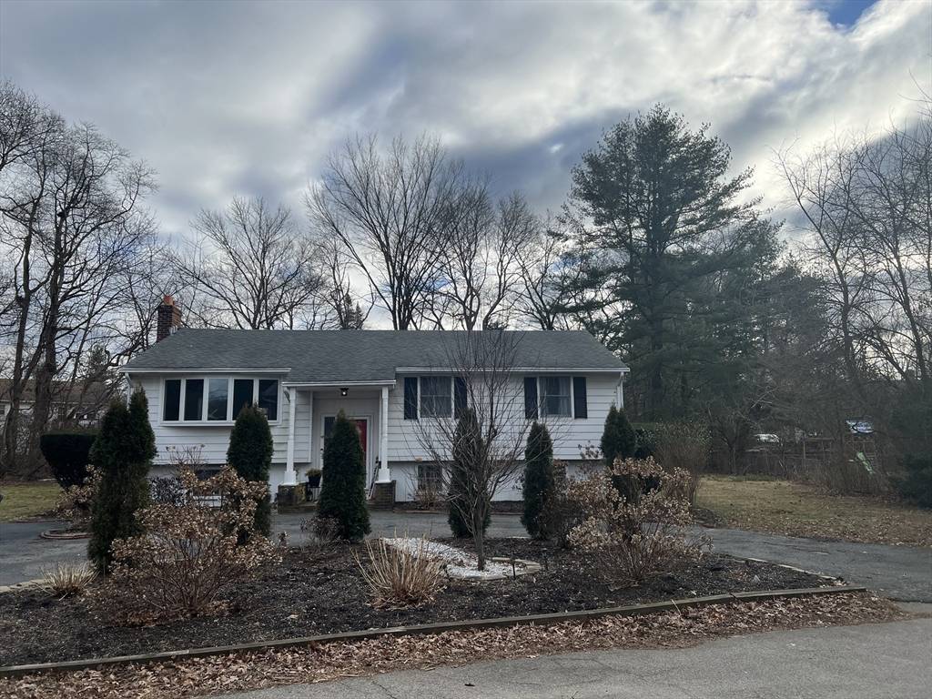 Attleboro, MA 02703,58 Hickory Road