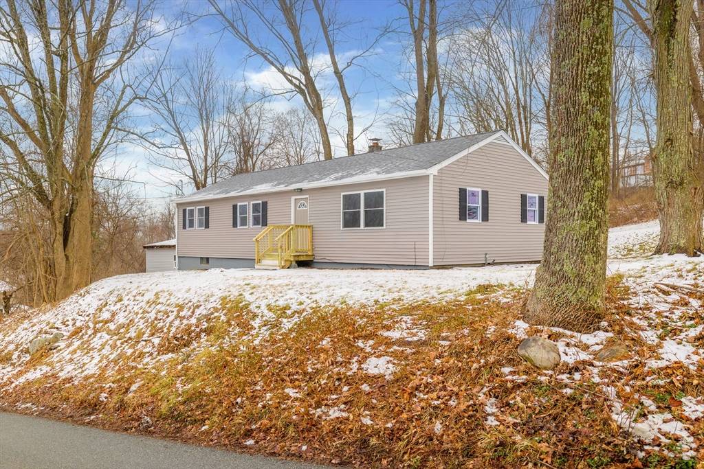 Dudley, MA 01571,25 Tanyard Road