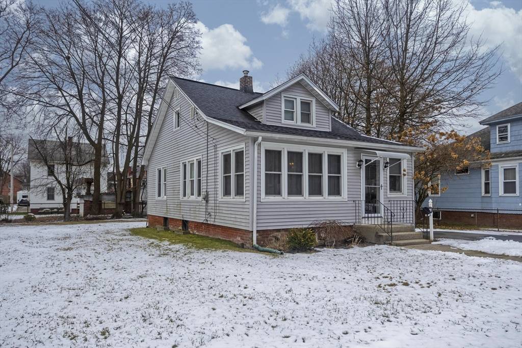 Holyoke, MA 01040,346 Hillside Ave.