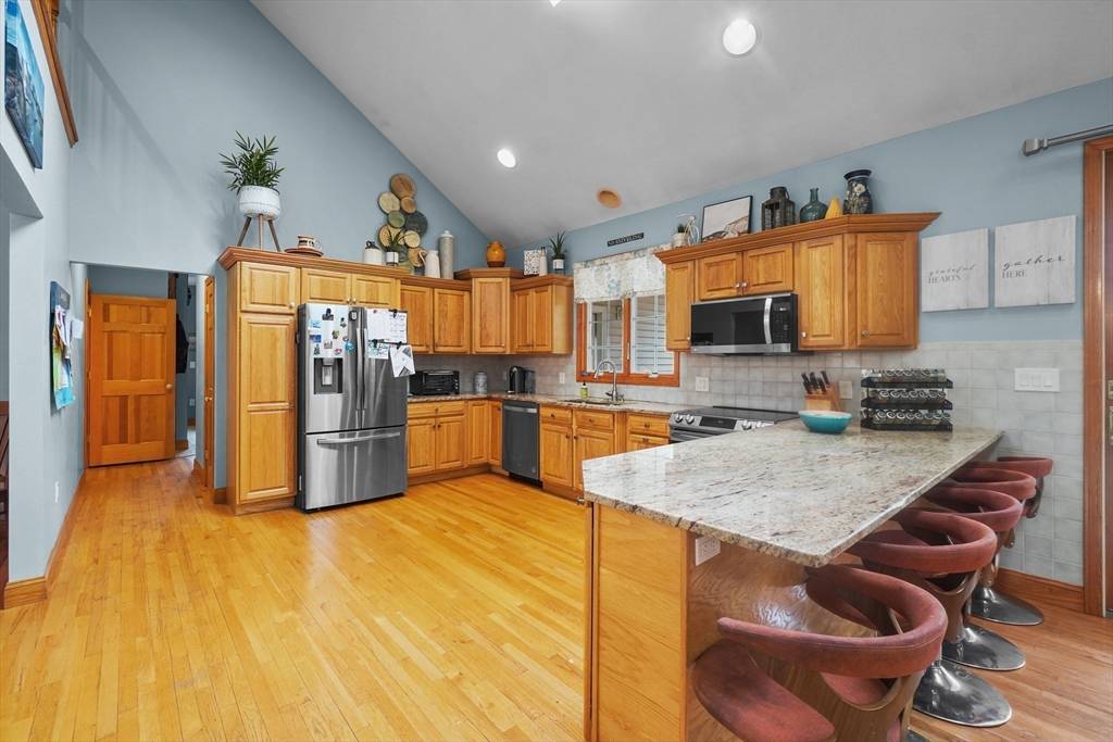 Rehoboth, MA 02769,19 Tori Leigh Ln