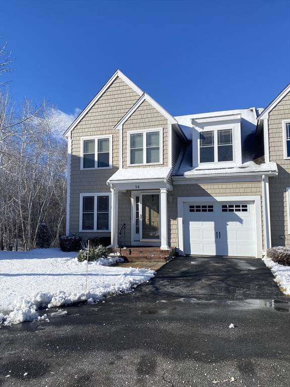 Pembroke, MA 02359,30 Barker Square #30