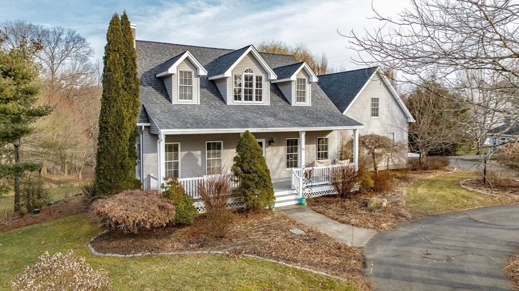 South Hadley, MA 01075,12 Alvord St