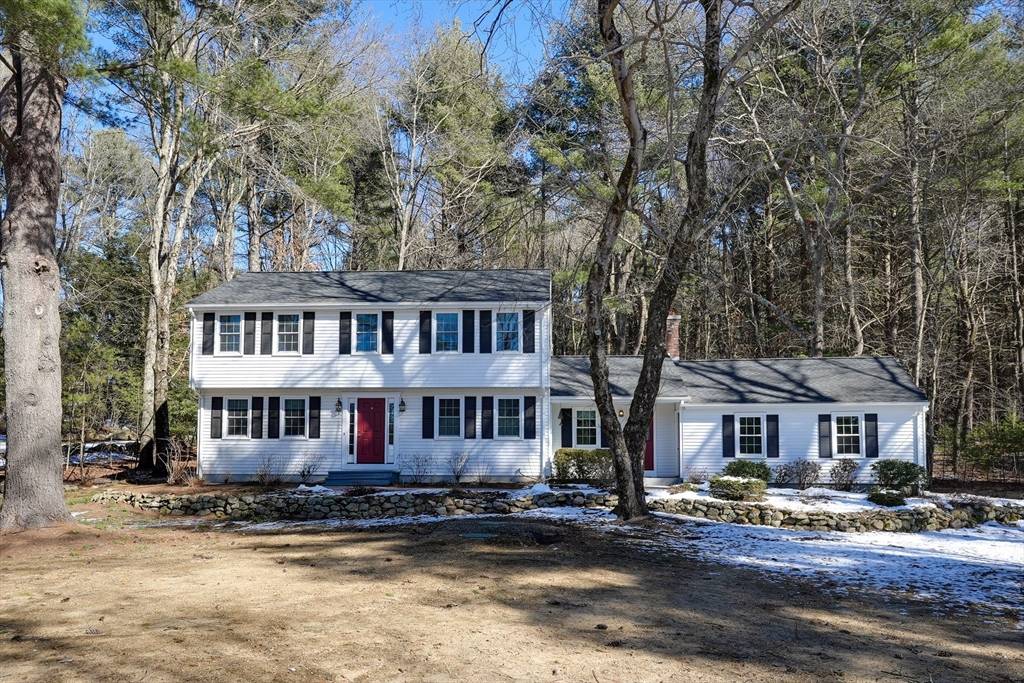 Holliston, MA 01746,233 Mill St