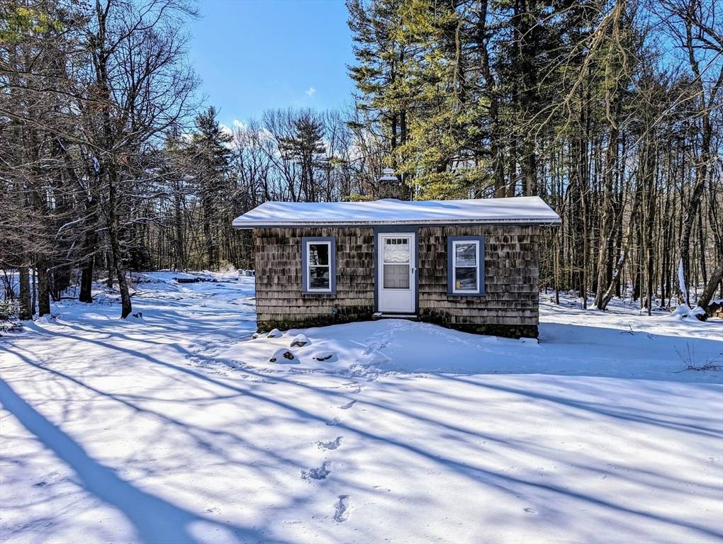 Holden, MA 01520,35 Brennan Way