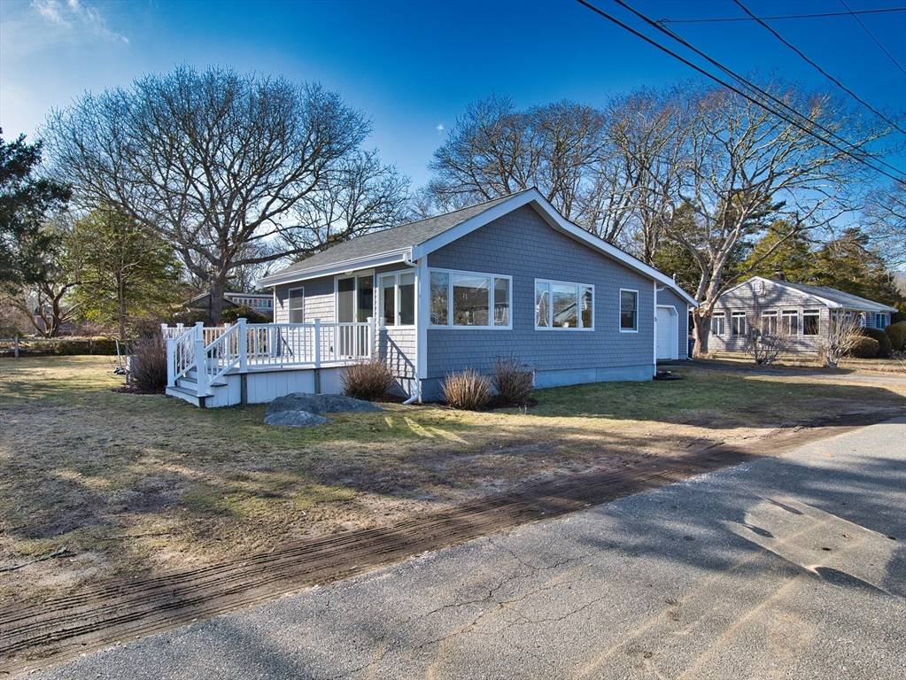 Mattapoisett, MA 02739,5 Island View Ave