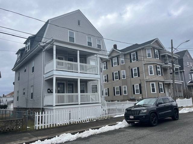 Fall River, MA 02720,985-987 Walnut Street