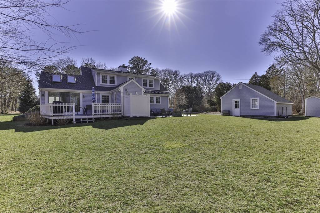 Harwich, MA 02646,15 Cora Ln