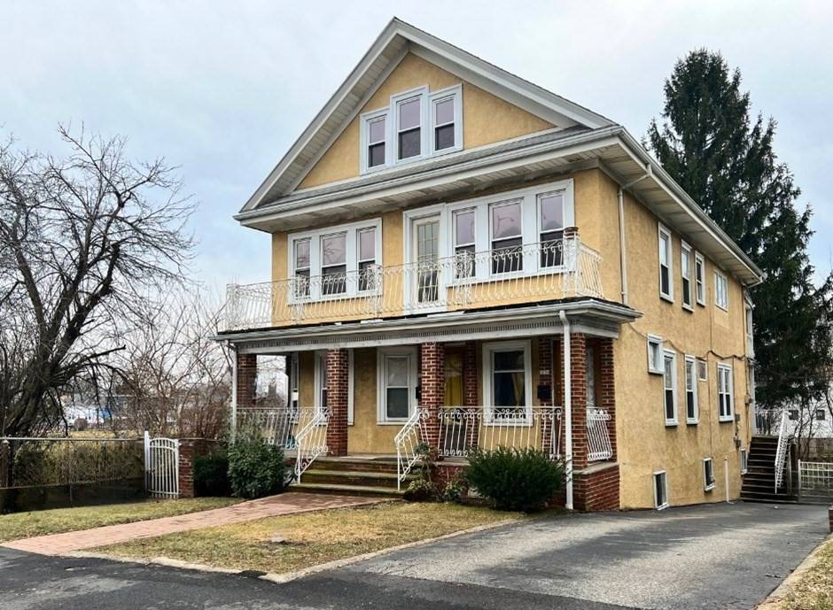 Medford, MA 02155,376-378 Fellsway West