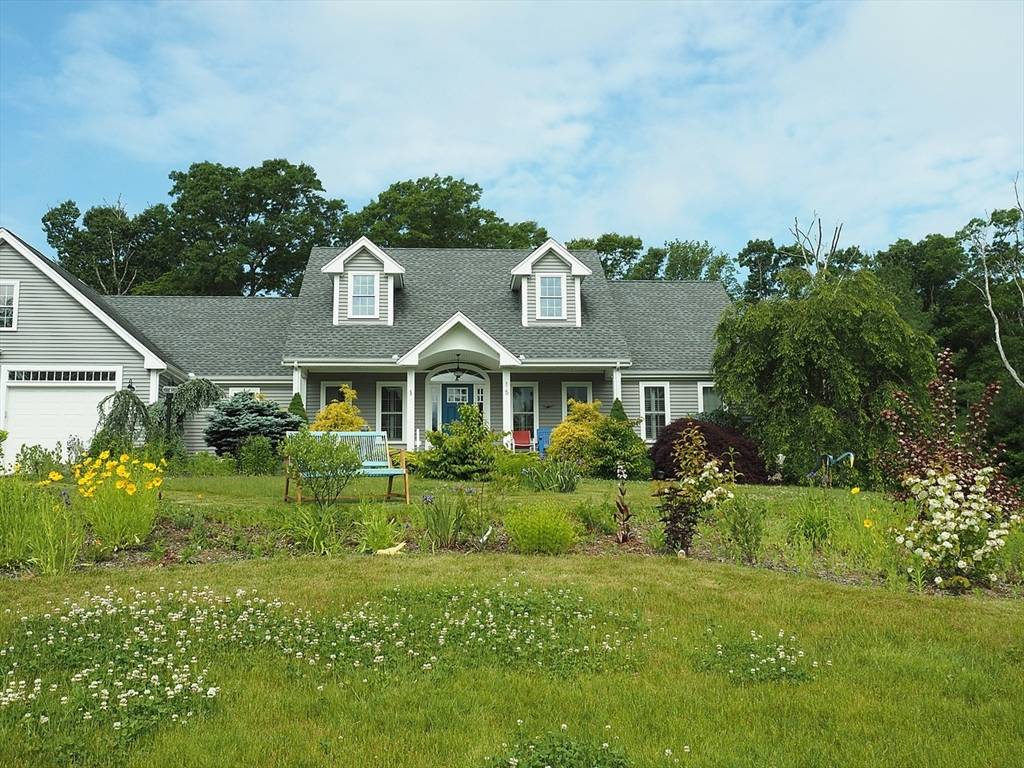 Westport, MA 02790,15 Stella Lane