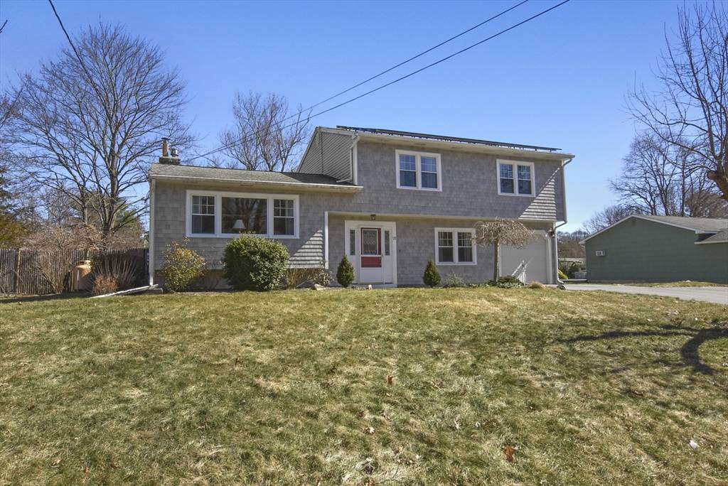 Holliston, MA 01746,21 Temi Road