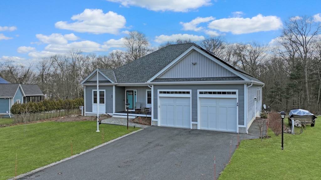 Westport, MA 02790,1 Kyle Jacob Rd