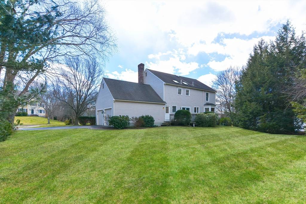 Holliston, MA 01746,6 Shea Drive