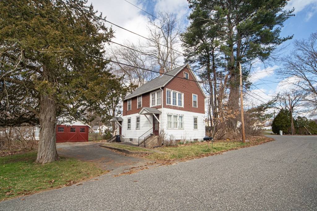 East Longmeadow, MA 01028,76 Alpine Ave