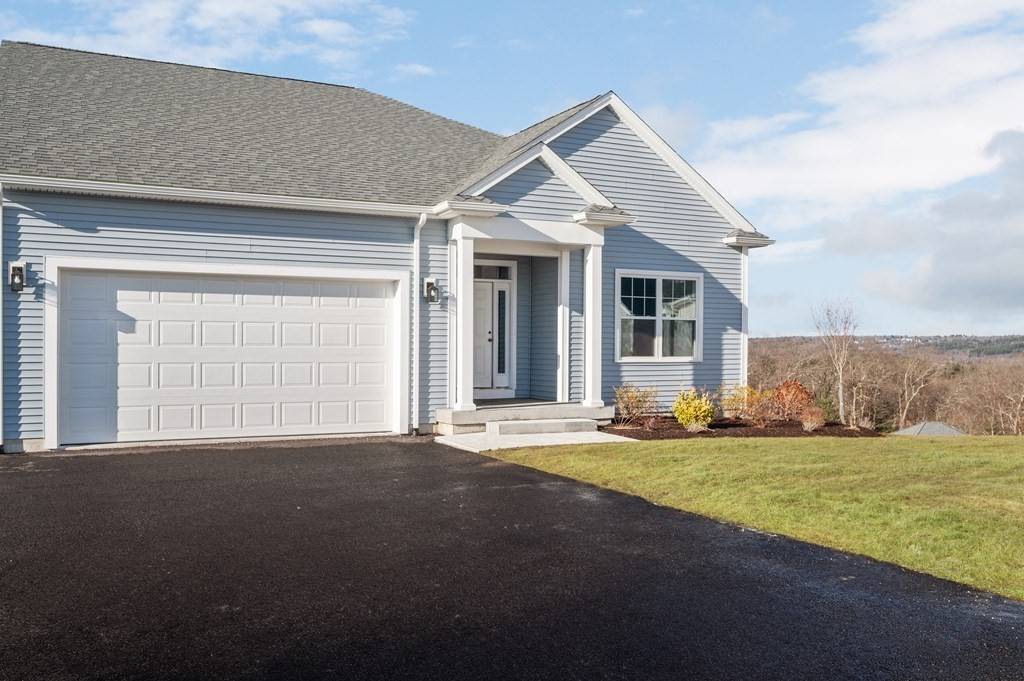 Northbridge, MA 01588,13 Crestwood Circle #48