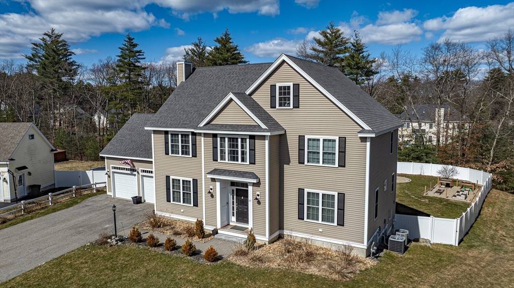 Rowley, MA 01969,35 Oak Ledge