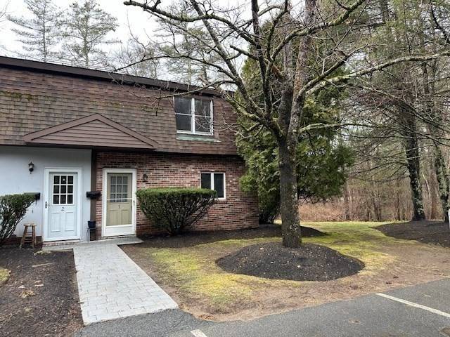 Rowley, MA 01969,20 Lawrence Rd #1