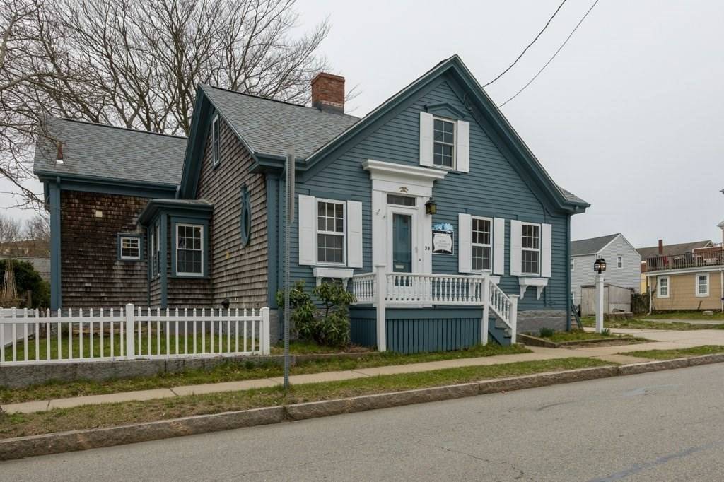 Fairhaven, MA 02719,39 Middle St