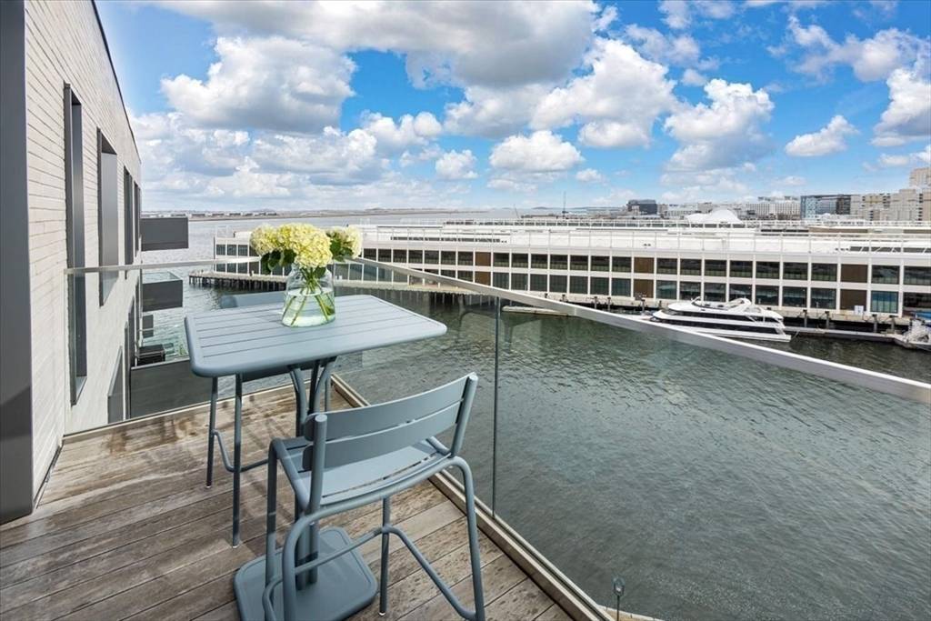 Boston, MA 02210,300 Pier 4 Blvd #PHM