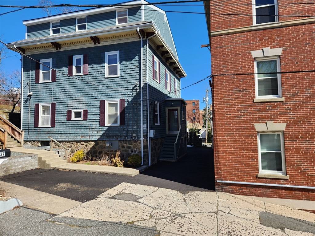 Lynn, MA 01902,35A Tudor St #5