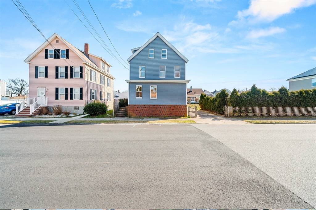 New Bedford, MA 02744,32 Frederick St