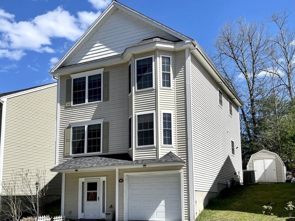 Billerica, MA 01821,109 Pinehurst Ave #45