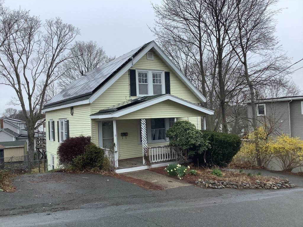 Saugus, MA 01906,9 Clifton Avenue