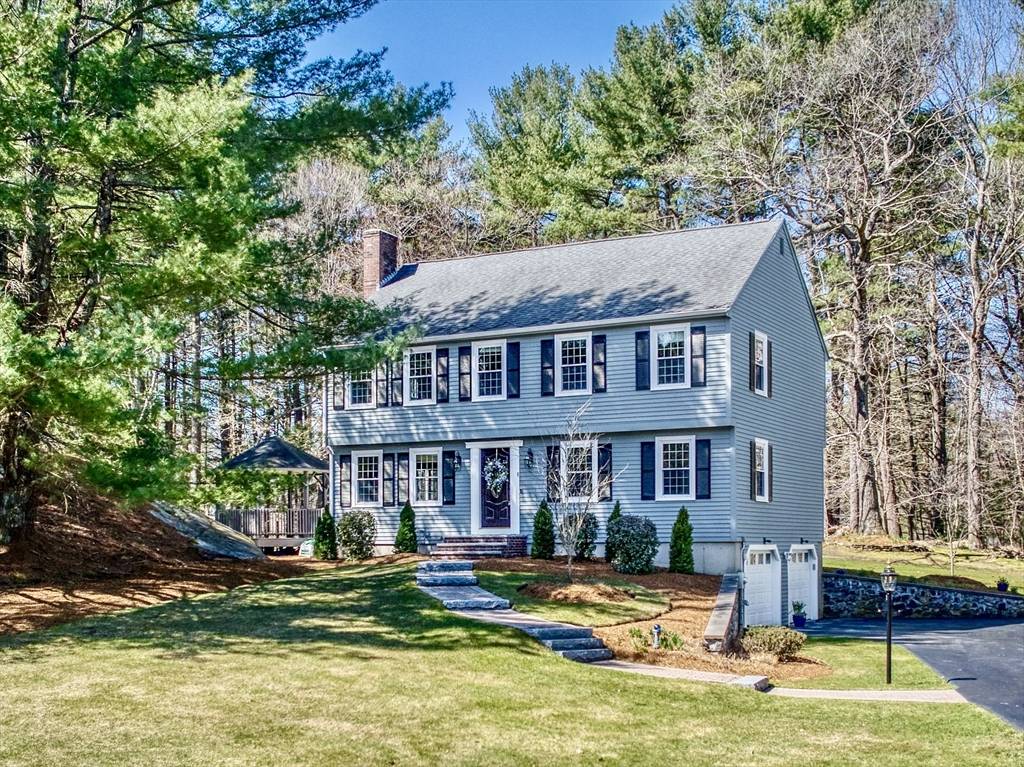 North Reading, MA 01864,20 Strawberry Lane