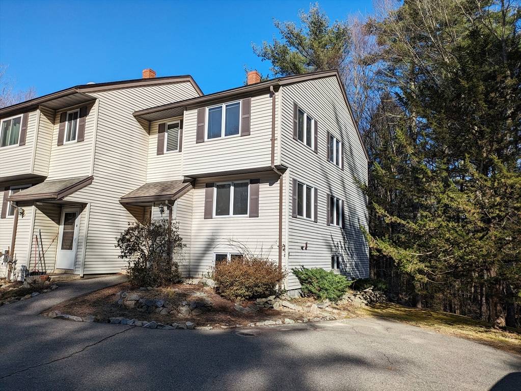 Fremont, NH 03044,31 Rum Hollow #A