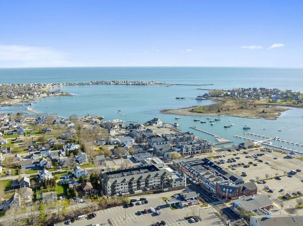 Scituate, MA 02066,91 Front St #307