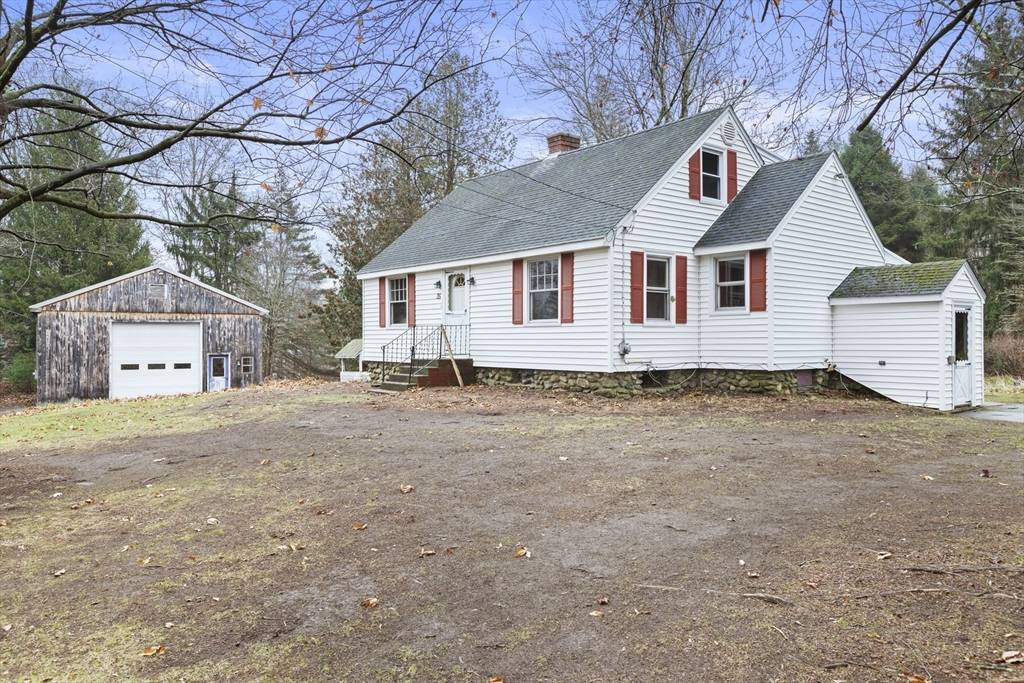 Millbury, MA 01527,35 Auburn Road