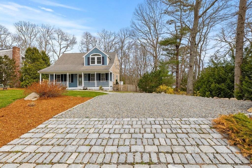 Mashpee, MA 02668,83 Pond Circle