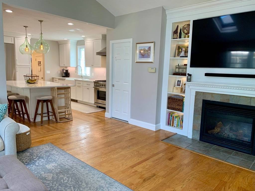 Quincy, MA 02169,15 Maypole Road