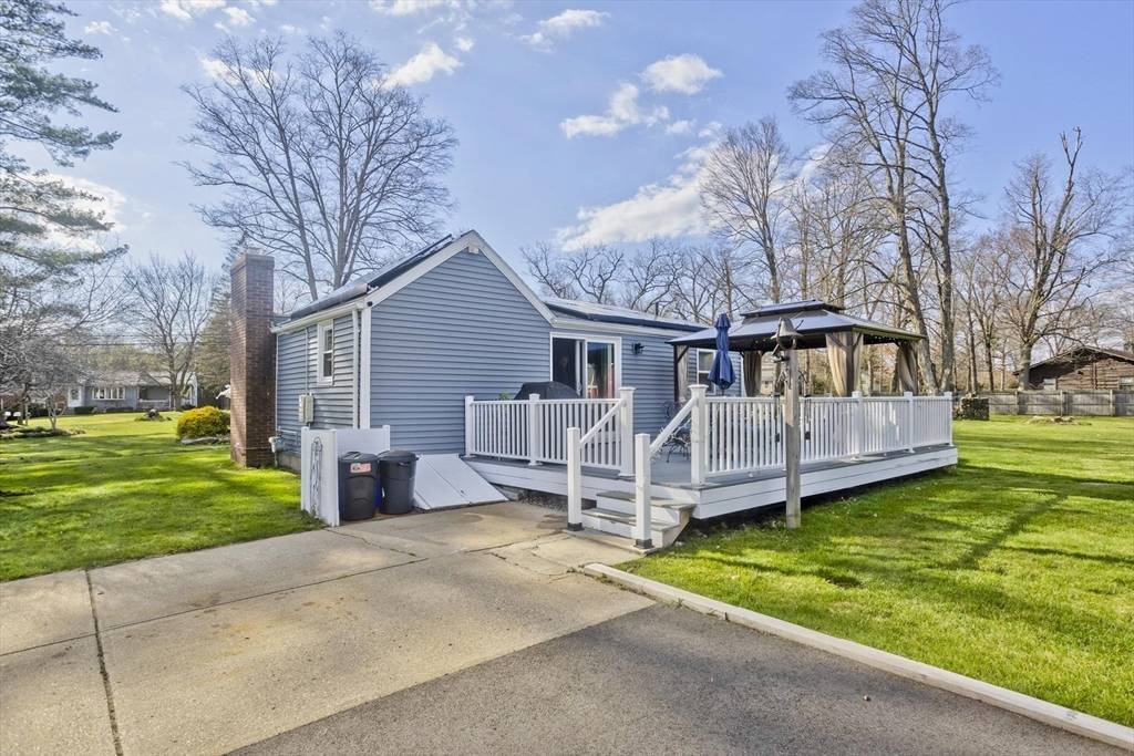 Ludlow, MA 01056,280 Munsing St