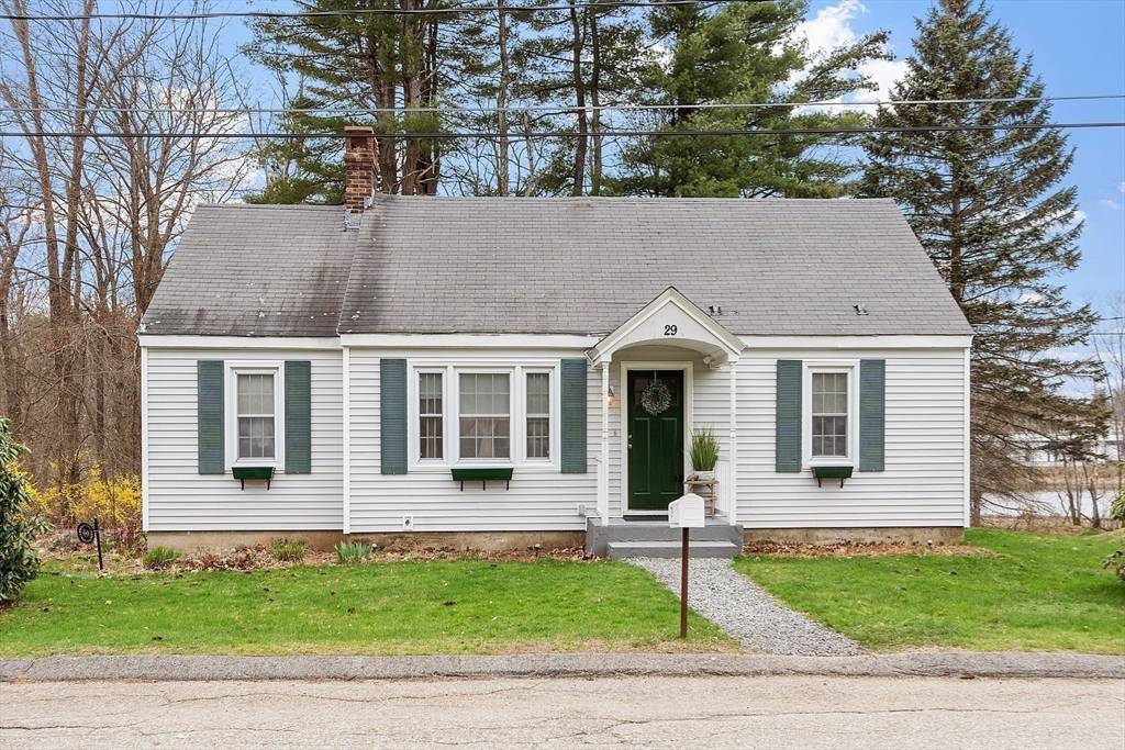 Templeton, MA 01468,29 Lake Ave