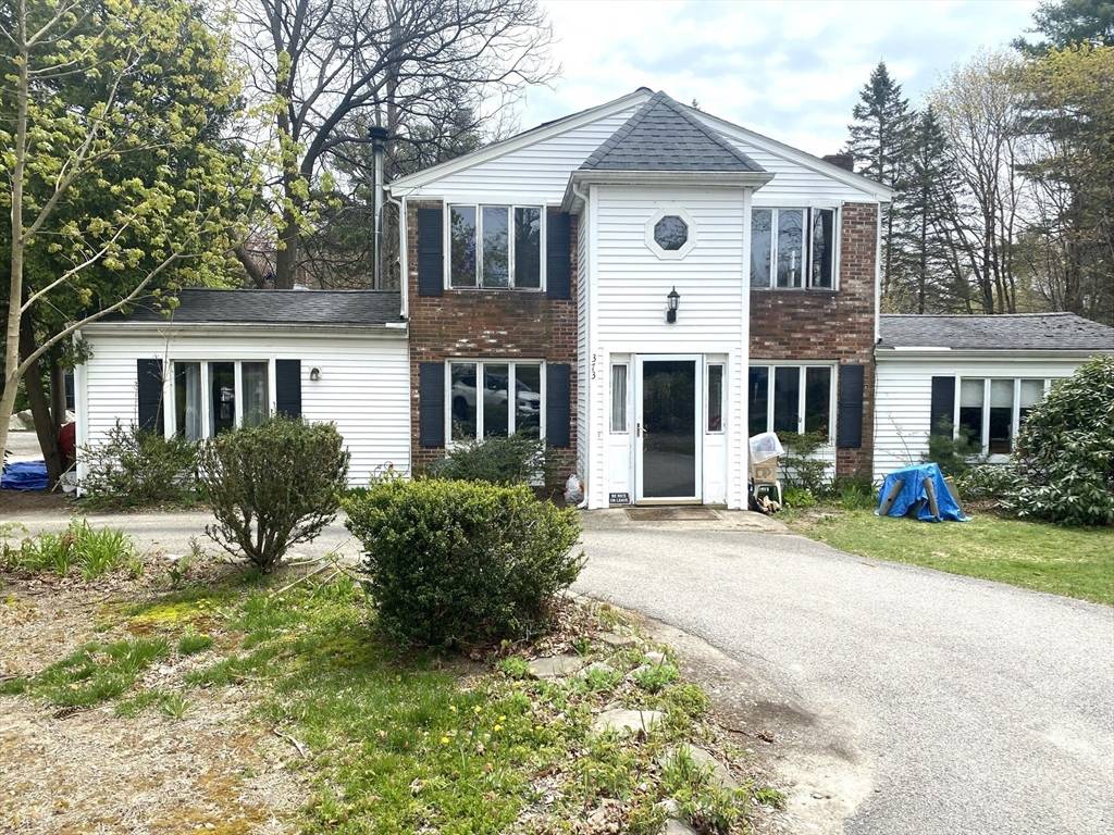 Rockland, MA 02370,373 E Water St