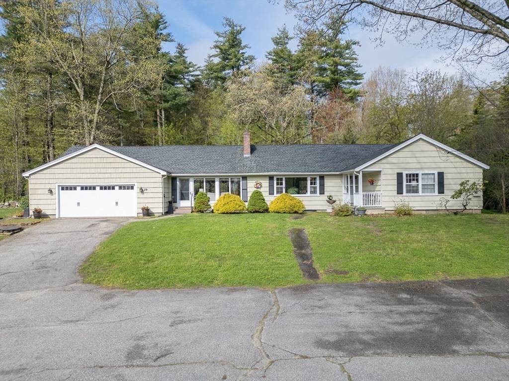 Pepperell, MA 01463,29 Mount Lebanon St