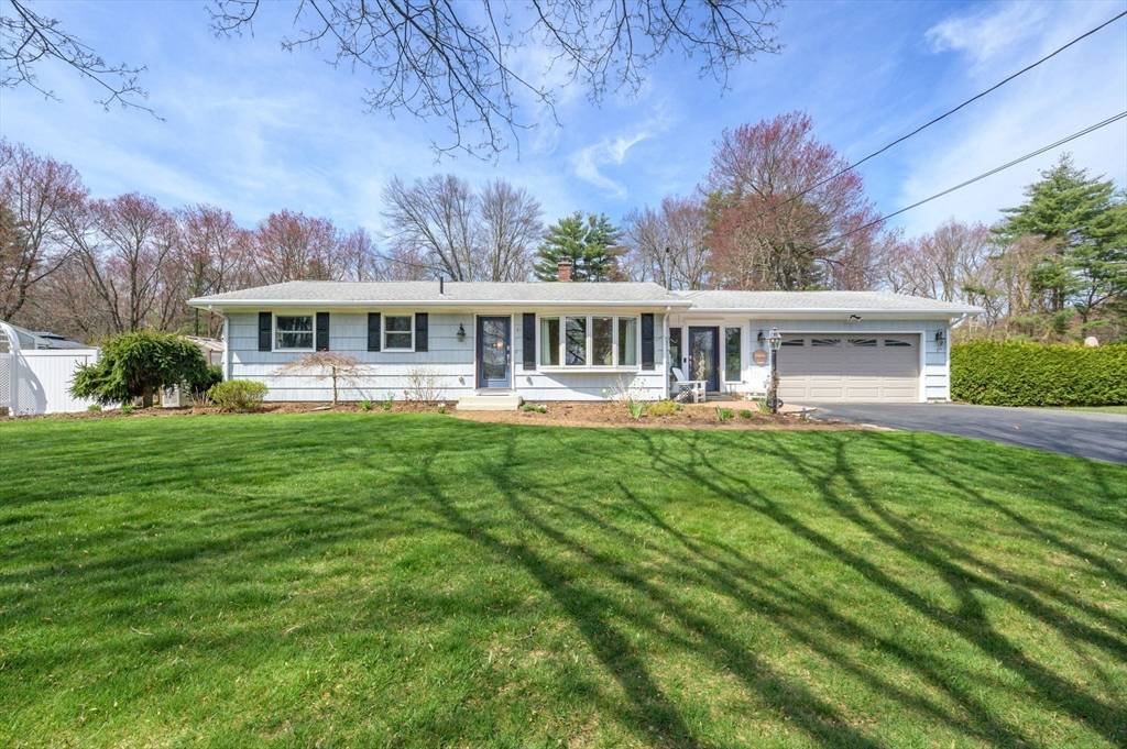 East Longmeadow, MA 01028,41 Rural Ln