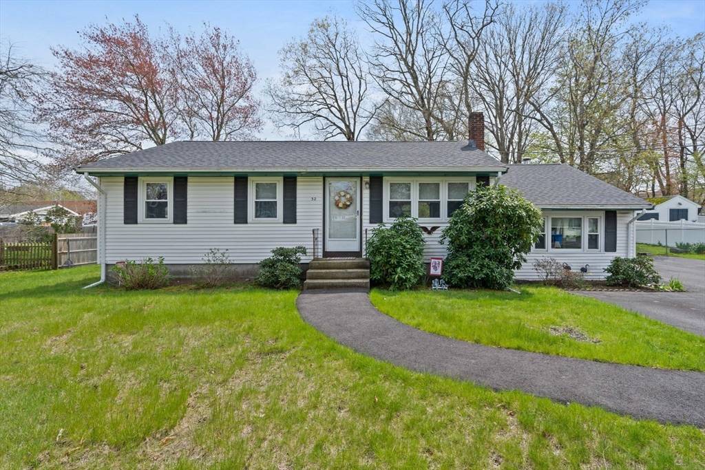 Whitman, MA 02382,32 Joyce Ave