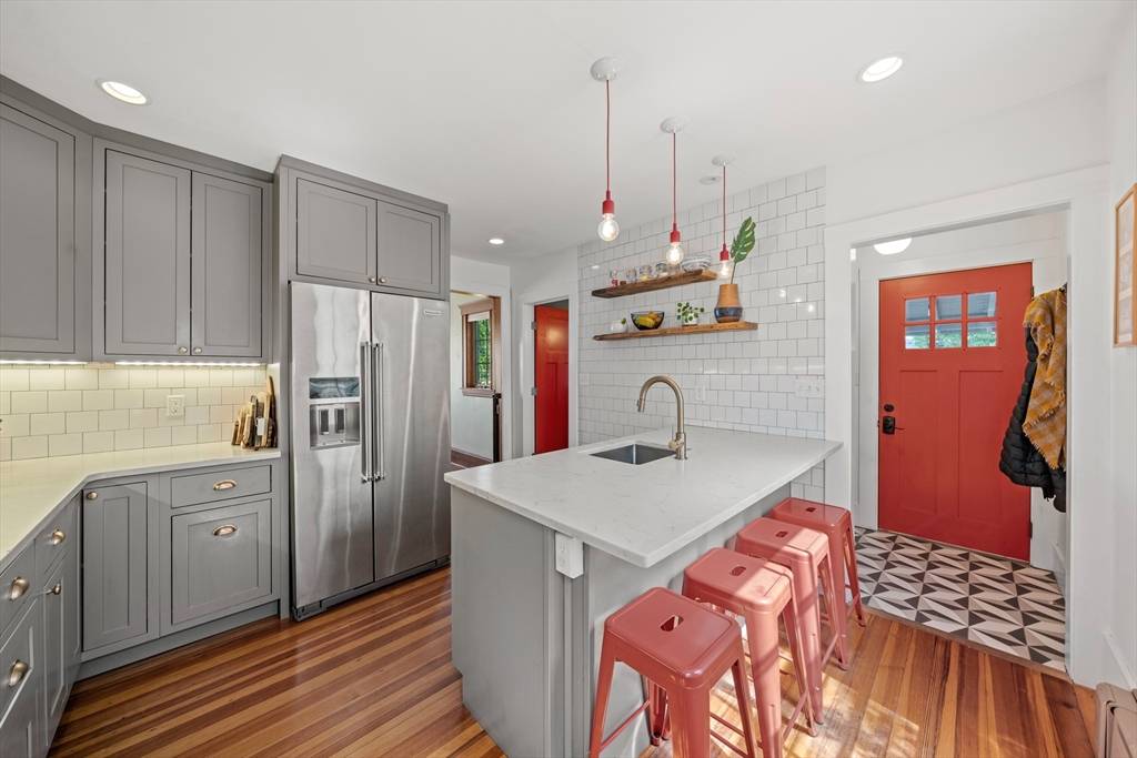 Somerville, MA 02144,15 Bailey St