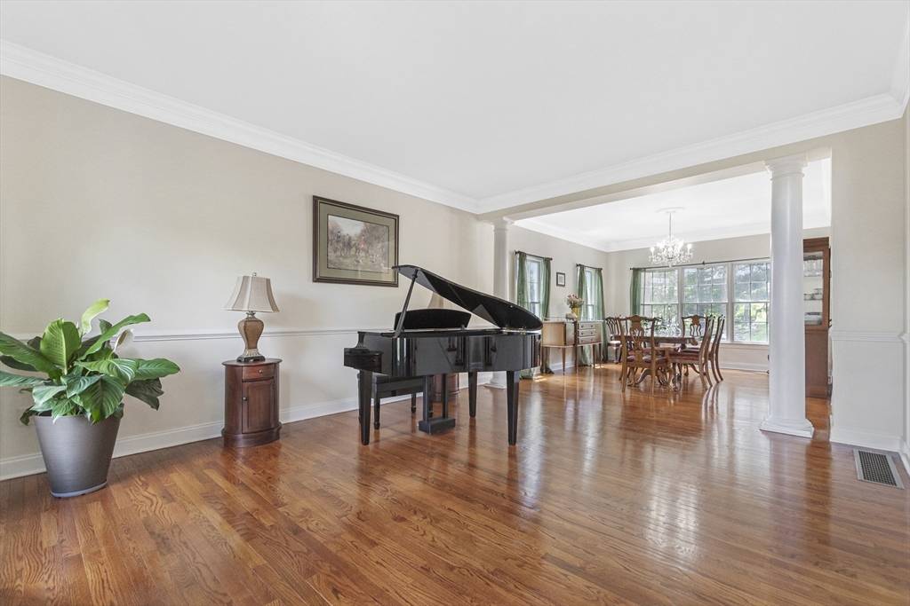 Grafton, MA 01536,24 Valley View Dr