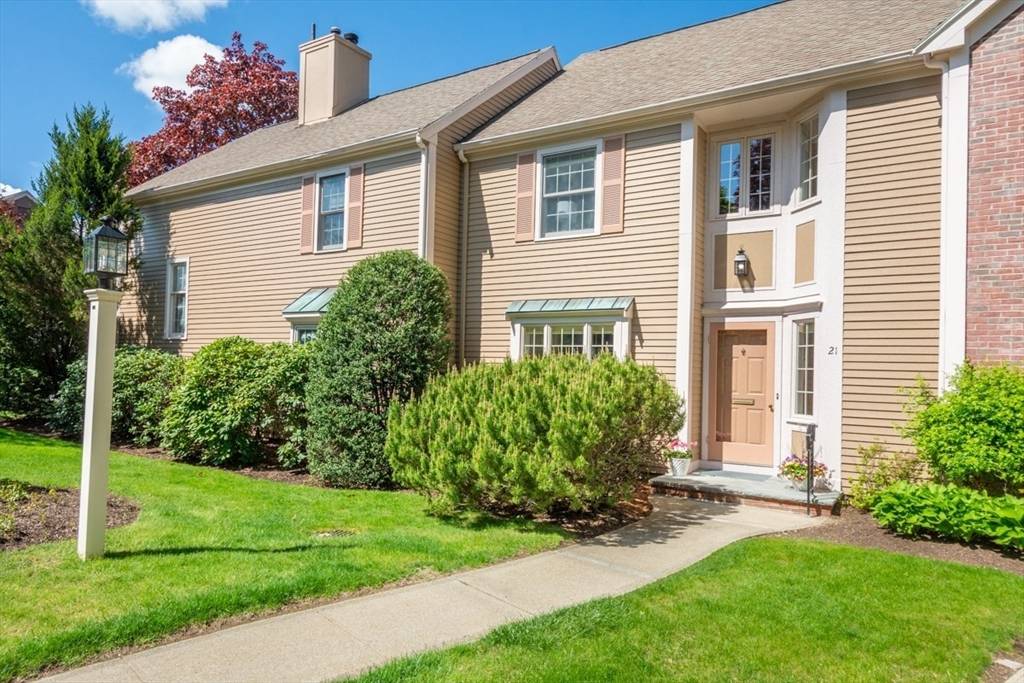 Needham, MA 02492,21 Oakland Ave #21