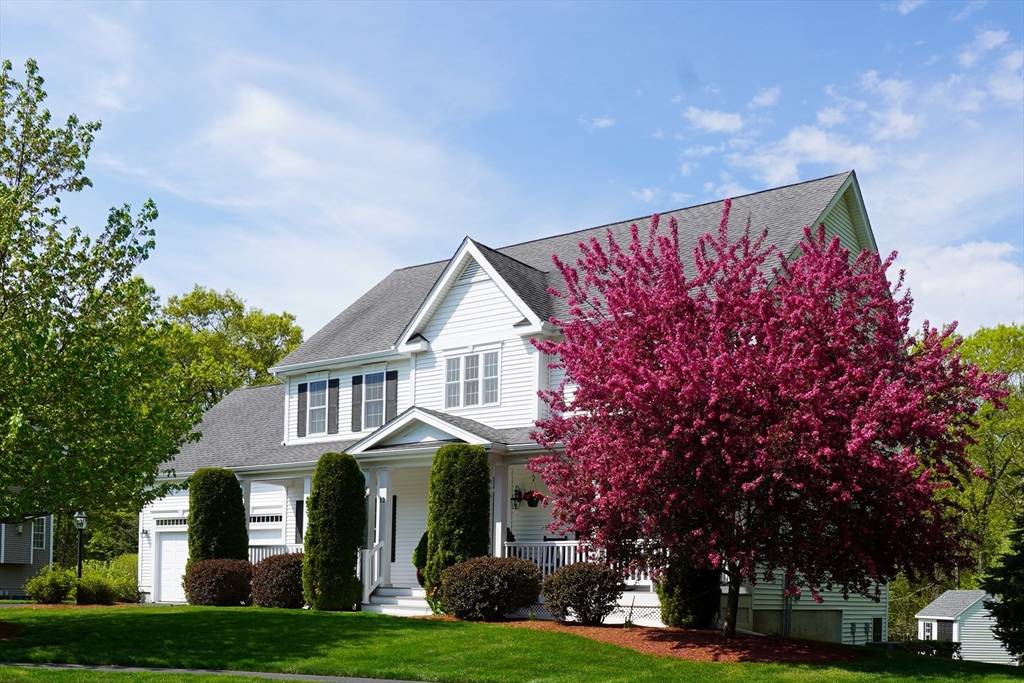 Norton, MA 02766,12 Pratt Dr