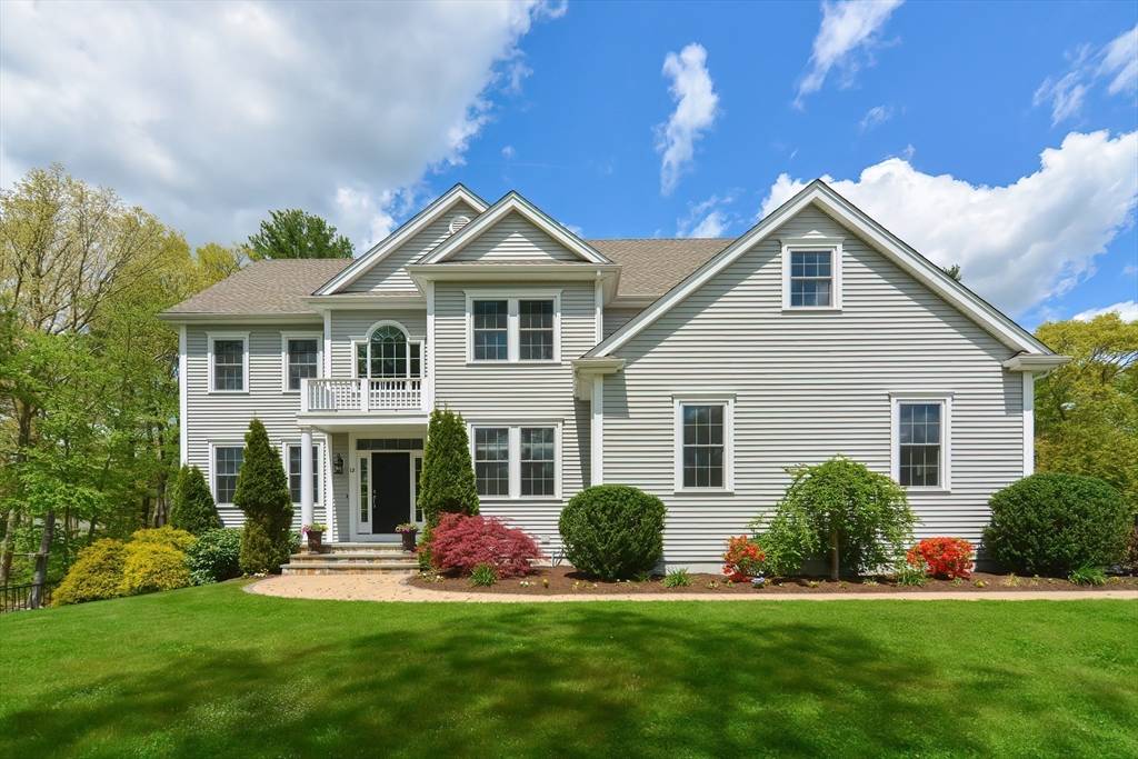 Holliston, MA 01746,12 Katie Way